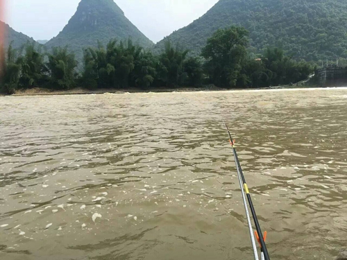 浑水河流怎么钓鱼_WWW.YUJUCEPING.COM